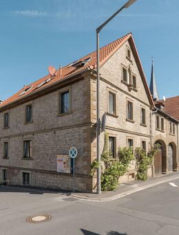 Gepflegte Wohnung mit Terrasse - Oberpleichfeld