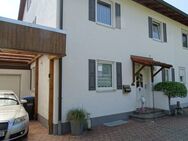 Großzügige, renovierte und moderne Doppelhaushälfte in Langerringen - Langerringen