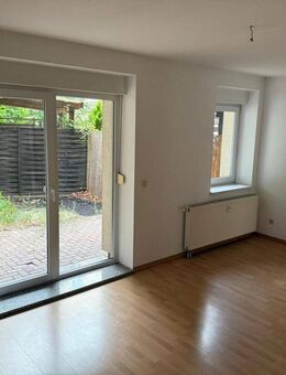 Moderne 3-Zimmer-Wohnung mit Terrasse in zentraler Lage von Cottbus - in der Berliner Straße 31 EG - Cottbus