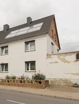 Vierseitenhof mit Gestaltungspotenzial - Mücheln (Geiseltal)