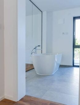 Exklusiv Wohnen - Nachhaltig Investieren - Gartenwohnung - Roth (Bayern)