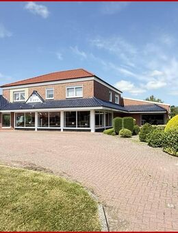 * Große Ausstellungsfläche ca.160m² * Große Lagerhalle ca. 650m² * tolle Einliegerwohnung ca. 145m² * - Weener