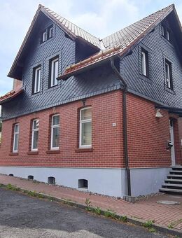 Wohnung in saniertem EFH mit Garten in zentraler Lage in Suhl - Suhl