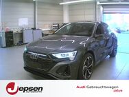 Audi Q8, Sportback S line 55 qu VirtSpiegel, Jahr 2023 - Neutraubling