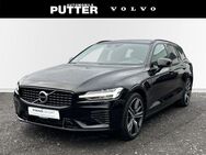 Volvo V60, Recharge T6 AWD R-Design 19 Allwetter Harman, Jahr 2021 - Iserlohn