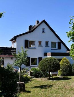 Freistehendes Einfamilienhaus mit Charakter, Wintergarten und herrlichem Garten in Mühltal-Traisa - Mühltal
