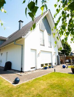 Stilvolles Einfamilienhaus mit großzügigem Grundstück und moderner Ausstattung - Cloppenburg