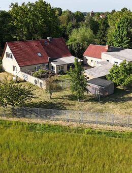 Freistehendes Wohnhaus mit Einliegerwohnung & Fahrzeughalle - Altmärkische Wische