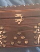 Schmuckkiste Schatztruhe Basar mit einer Verzierung mit Plauener Spitzen Borde in 04159