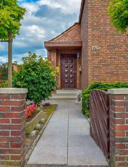 Zweifamilienhaus auf Eckgrundstück mit Doppelgarage und weiteren großartigen Extras in Bremen-Lüssum-Bockhorn" - Bremen