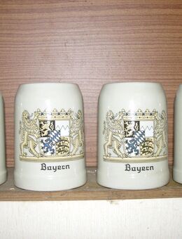 + VERKAUFE vier BIERKRÜGE MIT AUFDRUCK BAYERN + - Arzberg (Bayern)