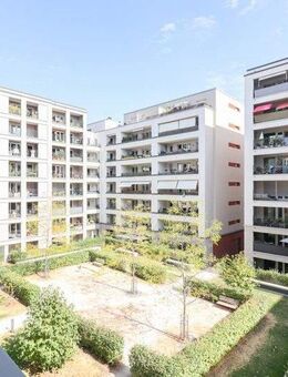 Loggia-Traum mit Stil und Komfort: Lichtdurchflutete Wohnung mit moderner Küche & TG-Stellplatz - Frankfurt (Main)