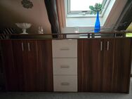 Sideboard + Esstisch mit zwei Bänken gebraucht - Oldenburg