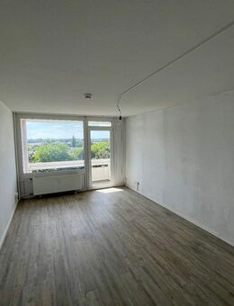 Schöne 2 Zimmer Wohnung mit Einbauküche. - Kiel