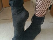 Schöne Schwarze Socken getragen - Unna