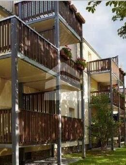 Helle 2-Raumwohnung mit Balkon und Loggia In Böhlitz-Ehrenberg - Leipzig