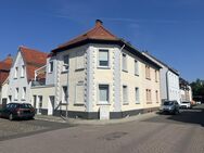 Rundum renoviert und bezugsfertig: Geräumiges Ein-/Zweifamilienhaus in Worms zu verkaufen - Worms