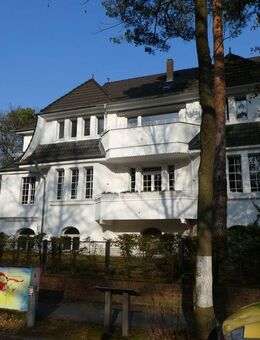 Idyllisches Wohnen: Traumhafte Wohnung mit malerischem Gartenblick! - Berlin