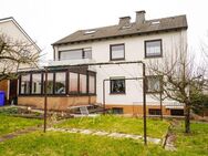 Zweifamilienhaus in Bad Driburg sucht neue Eigentümer - Bad Driburg