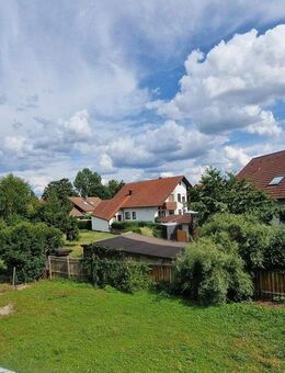 Barrierefreie Wohnung + Einfamilienhaus + Doppelgarage + Garten, nah zu Kurklinik & Adelindis-Therme - Bad Buchau