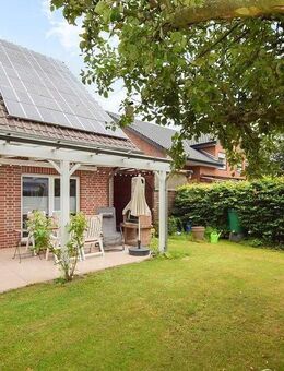 Attraktive Doppelhaushälfte mit neuer Luftwärmepumpe und Photovoltaik-Anlage auf dem Dach! - Greven (Nordrhein-Westfalen)