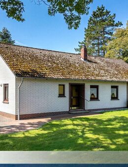 Geräumiges Einfamilienhaus mit Doppelcarport und Garage in grüner Lage, Obj. 8859 - Edewecht