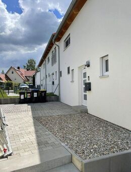 Attraktives und neuwertiges 4,5-Zimmer-Reiheneckhaus mit gehobener Innenausstattung in Scheuring - Scheuring