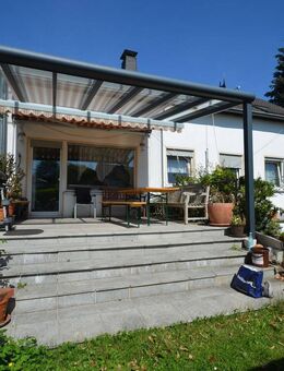 Lohmar-Birk: Familienfreundliches Ein-/Zweifamilienhaus - Mit großem Garten - Lohmar