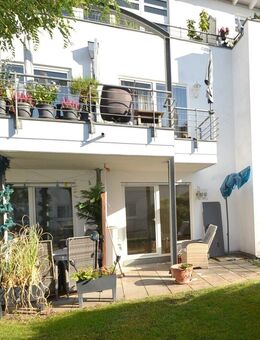 Siegburg: zentrumsnahe 2-Zimmer-Wohnung für Singles und Paare -sofort beziehbar- - Siegburg
