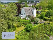 Bezaubernde Villa mit unverwechselbarer Architektur und traumhafter unverbaubarer Panorama-Fernsicht - Bad Münstereifel