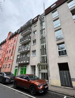 Schicke, gut vermietete 2-Zimmer-Eigentumswohnung in Fürth! - Fürth