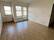 Wir sanieren diese 2-Zimmer-Wohnung mit Balkon und Aufzug! - Dresden