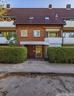 RESERVIERT - Top zentral am Bürgerpark- sehr hell mit Südwest-Balkon - Süderbrarup