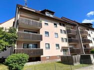 Renovierte 4-Zimmer-Wohnung mit 94 m² Wohnfläche, Balkon, Einbauküche & TG-Stellplatz - Roth (Bayern)
