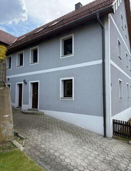 Platz für die ganze Familie: Einfamilienhaus in Luhe-Wildenau - Luhe-Wildenau