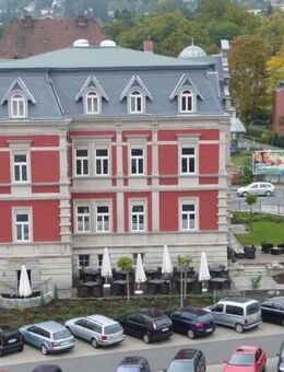++ Charmante 2-Zimmer-Dachgeschosswohnung in exklusiver Villa zu vermieten ++ - Forchheim (Bayern)
