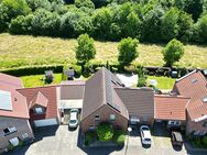 Neuwertiges, energieeffizientes Einfamilienhaus mit Einliegerwohnung und Doppelgarage - Gladbeck