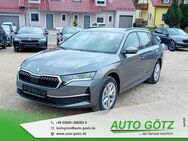 Skoda Octavia, Combi Selection Vorb VZE Digi vo hi SpurAssist Connect 4xEFH Armlehne Metallic, Jahr 2022 - Beilngries