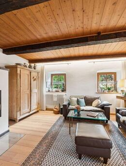 Charmantes, liebevoll saniertes Bauernhaus mit herrlich großem Grundstück, Nähe Landau zu verkaufen - Landau (Isar)