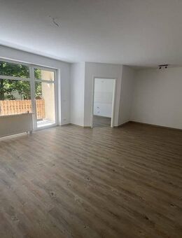 VB-Saniert und Einzugsbereit! 3-Zi.-Wohnung mit Balkon und Stellplatz in Halberstadt - Halberstadt