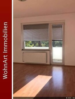 *** Zwischen Uni und Hauptbahnhof *** schöne 3 Raum Wohnung mit Küche und Sonnenbalkon - Duisburg