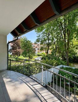 Ehlershausen: Schöne 3-Zimmerwohnung mit großzügiger Loggia und Stellplatz - Burgdorf (Landkreis Region Hannover)