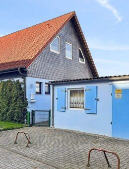 Komfortables und energetisch saniertes Einfamilienhaus mit Wintergarten und Garage in Neuengroden - Wilhelmshaven