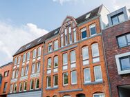 NEUER PREIS Faktor 18 - Saniertes Altbau-MFH in Kiel, ohne Provision - Kiel