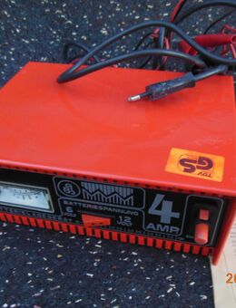 Absaar 12V + 6 V Batterie-Ladegerät - TOPP - Günzach
