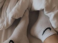 Getragene Socken | Füße - Plauen