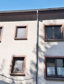 **Mehrfamilienhaus in Neuerburg in der Eifel mit 3 Wohneinheiten** - Neuerburg
