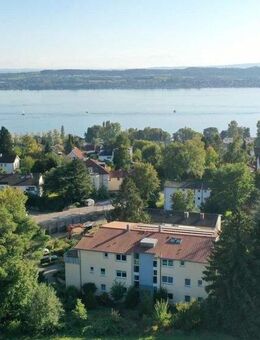 Sonnige 3 Zimmer EG -Wohnung mit großem Balkon . Kurze Wege ins Grüne und in den Birnauer Wald ! - Überlingen