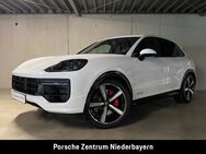 Porsche Cayenne, GTS | | | |, Jahr 2022 - Plattling