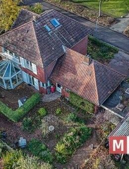 Großzügiges Einfamilienhaus im Stadtvillastil mit ausgebautem Dachgeschoss (Obj.-Nr. 6560) - Rastede